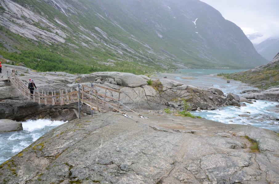 Нелегкие маршруты с легкими детьми: Kjeragbolten, Preikestolen, Trolltunga и Nigardsbreen за 4 дня с двумя детьми в рюкзаках (июль 2017)