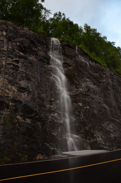 Нелегкие маршруты с легкими детьми: Kjeragbolten, Preikestolen, Trolltunga и Nigardsbreen за 4 дня с двумя детьми в рюкзаках (июль 2017)