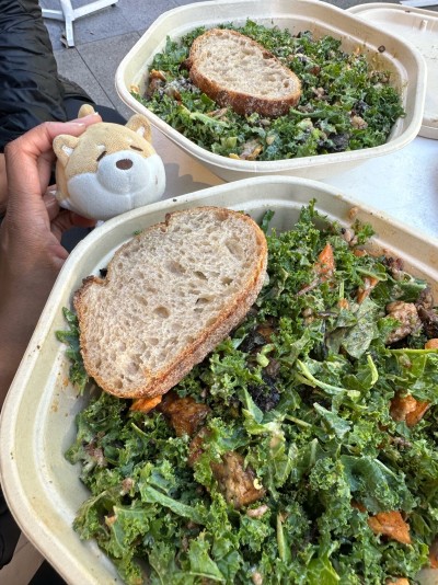 Eating healthy at Sweetgreen