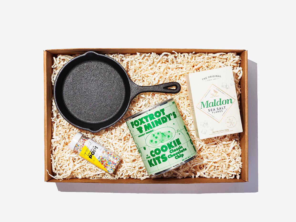 DIY Cookie Skillet Gift Box