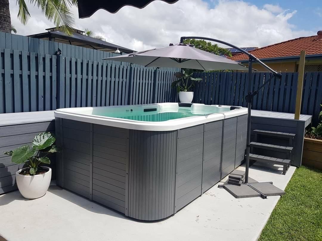  Yardie Swim Spa 