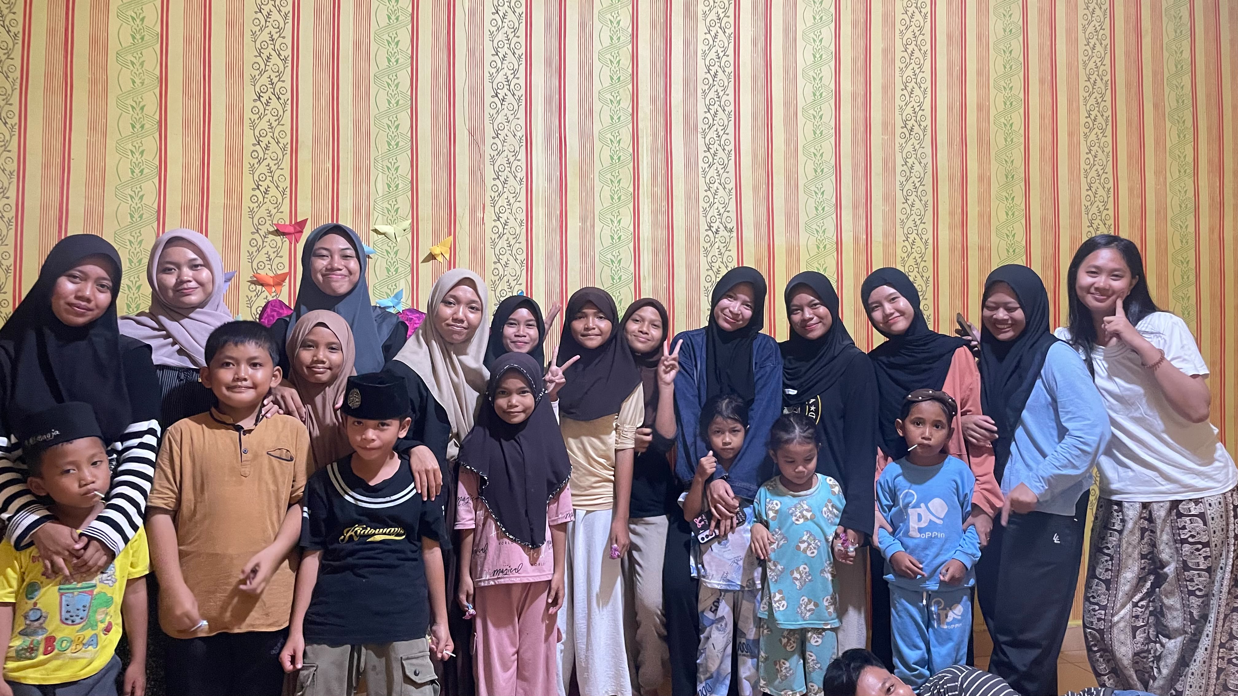 Semangat Belajar Anak Desa Siamporik Di Posko KKN Sebagai Rumah Belajar