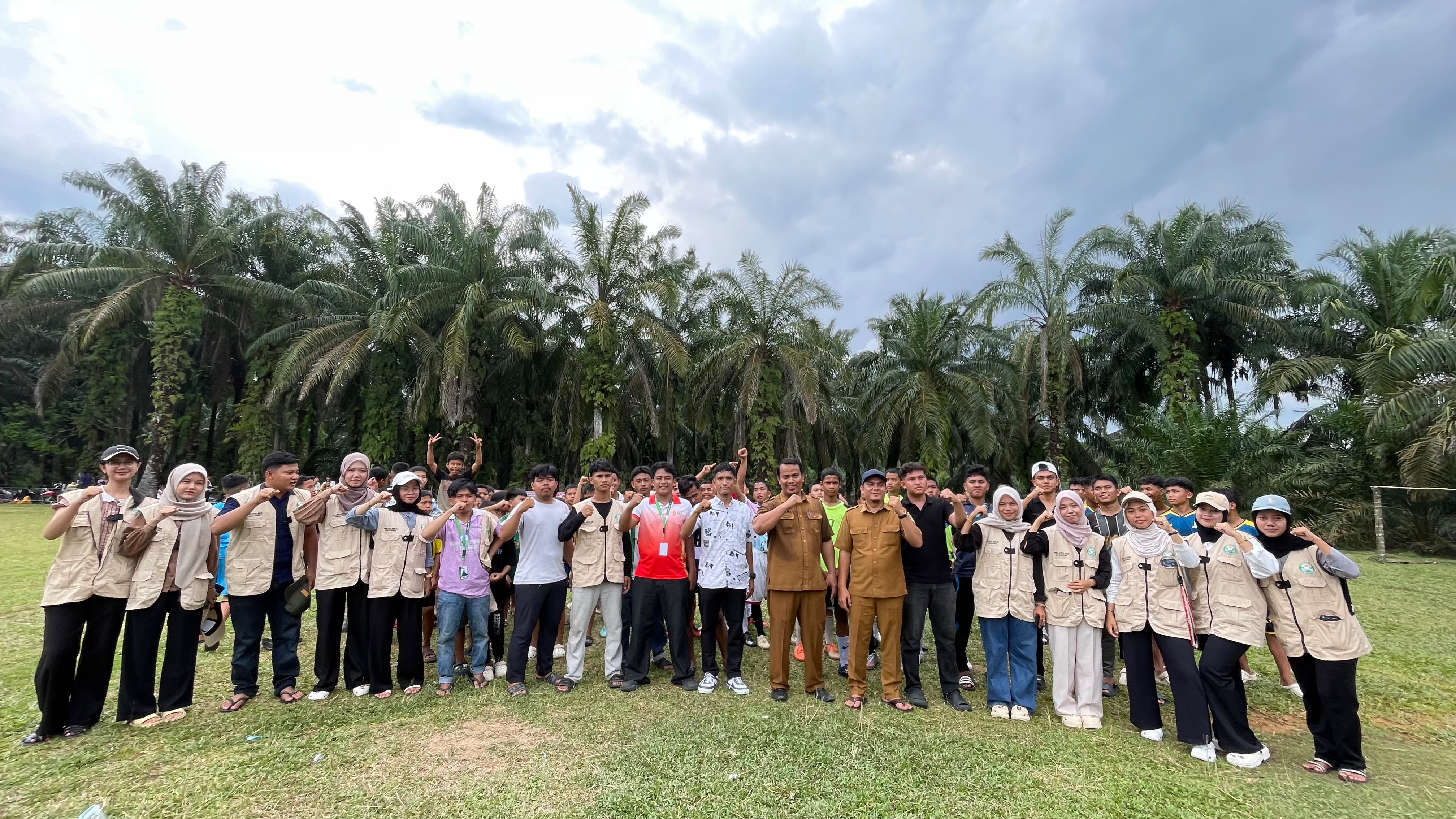 Semangat Olahraga dan Kebersamaan: Turnamen Mini Soccer Piala Desa Siamporik 2026
