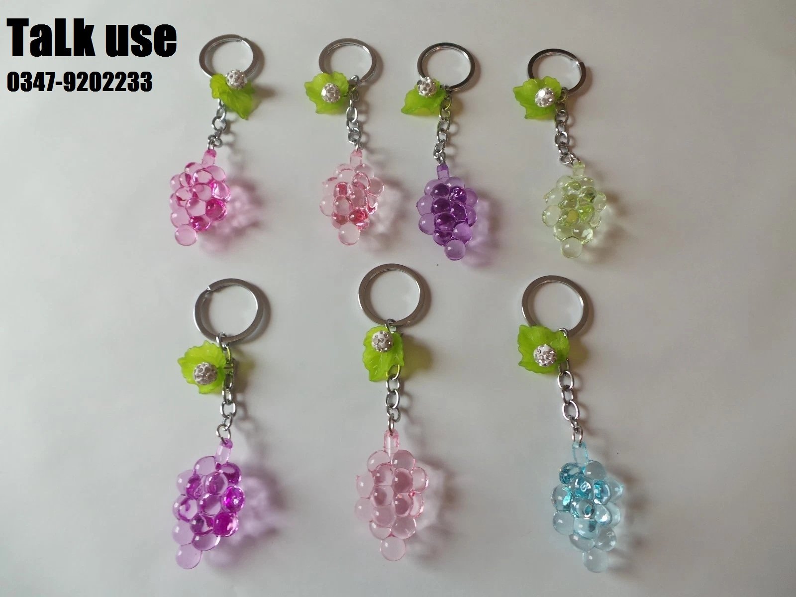 Cute Crystal Grape Keychain,Handmade Fruit Keychain,Grape Airpod/Phone Charm,Heart Keychain,Adorable Keyring,Gifts for Girlfriend