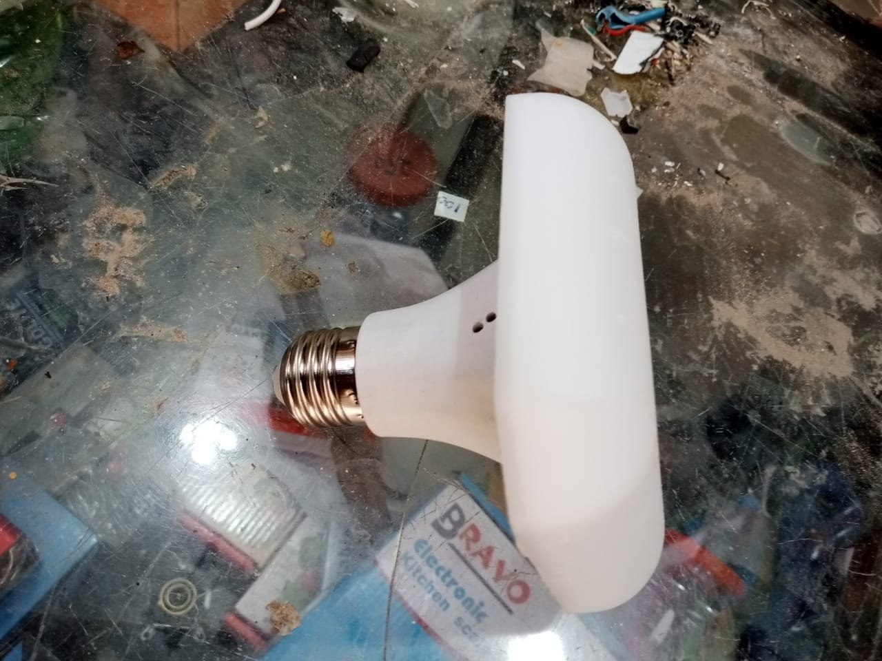 ac and dc 12 volt bulb