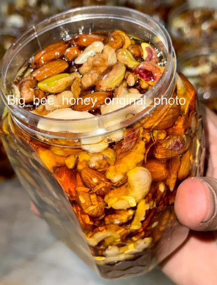 500gram pure and best quality honey with nuts (EXPORT QUALITY)