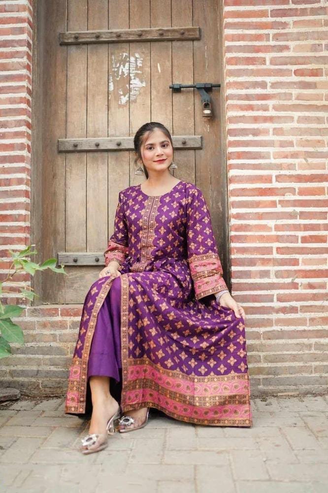 Katan Silk Screen Print Maxi 2 pcs with cut style on flair