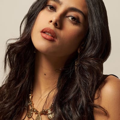 Renata Vaca gallery 1