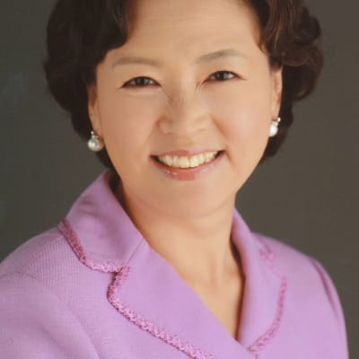 Shin Yoon-suk gallery 1
