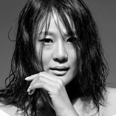 이민아 gallery 1