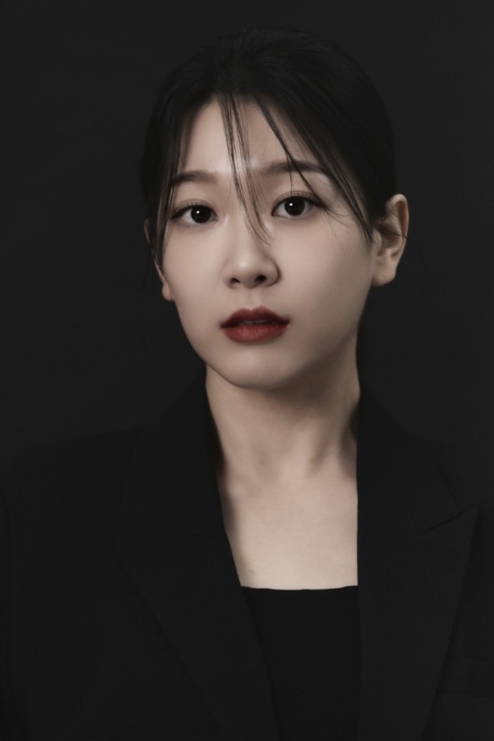 Jang Yoon-jeong 1