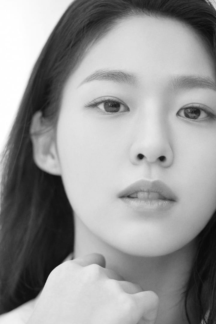 설현 1
