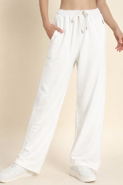 Pockman Relaxed Fit Solid Cotton Terry White Jogger