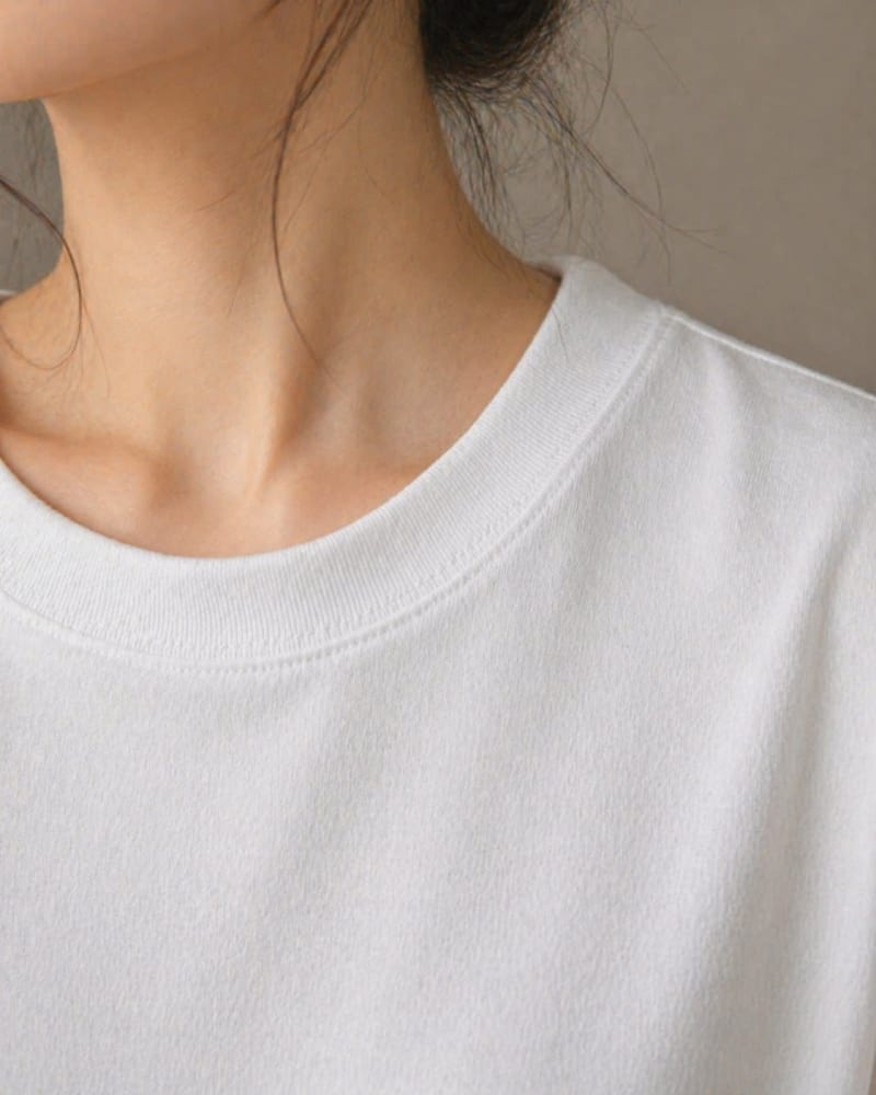 PockMAN Women Oversized Fit Cotton Classic Round Neck White Tshirt - Image 5