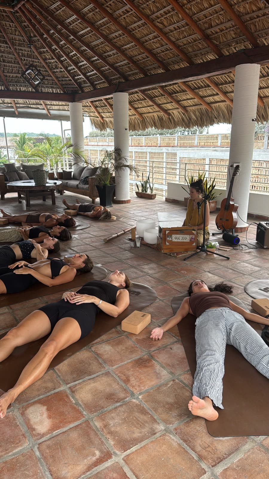 Entspannung und Sound Healing auf der Dachterrasse von Le Studio Mak