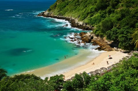 Plages Secrètes près de Puerto Escondido : Trésors Cachés à Découvrir