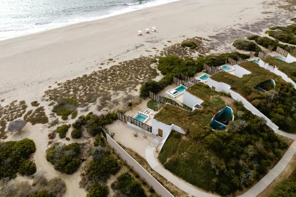 4-bedroom villa in fabulous Puerto Escondido with AC, WiFi, private pool.