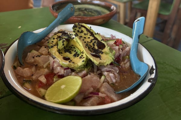 El Chilaquiles / Cevicheria