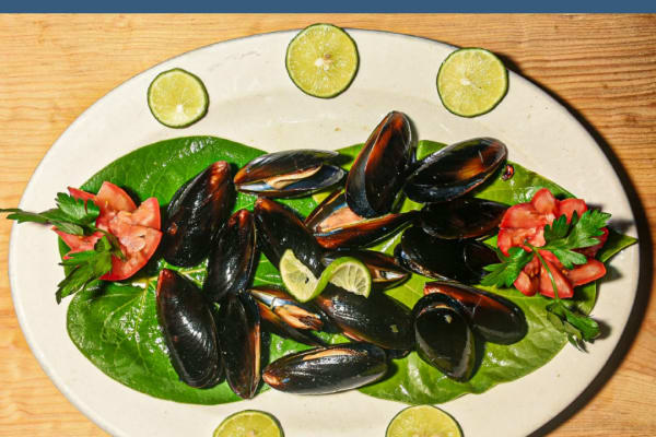 Pescados y Mariscos "La Perla"