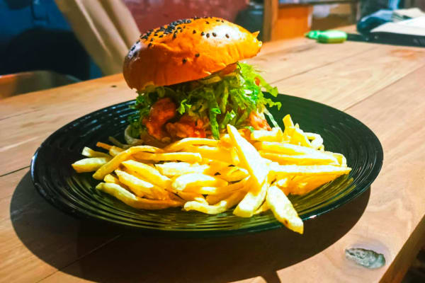 LUIGI HAMBURGUESAS