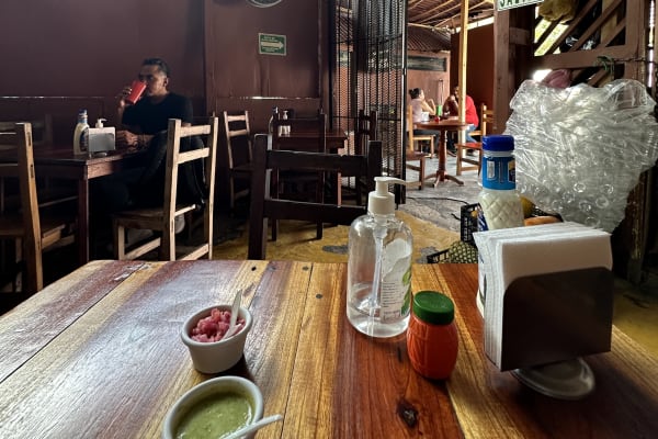 Lonchería La Esquina (Comida Mexicana)