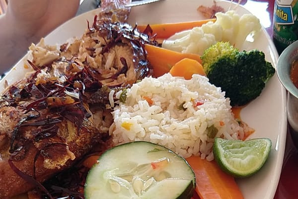 Estrella del Mar Restaurant - Adoquin