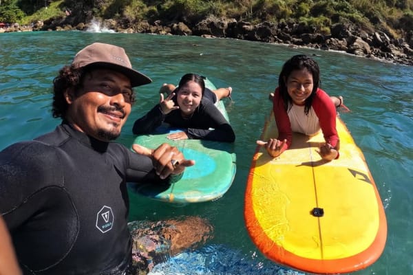 Surf with Luis - Surf Lessons in Puerto Escondido