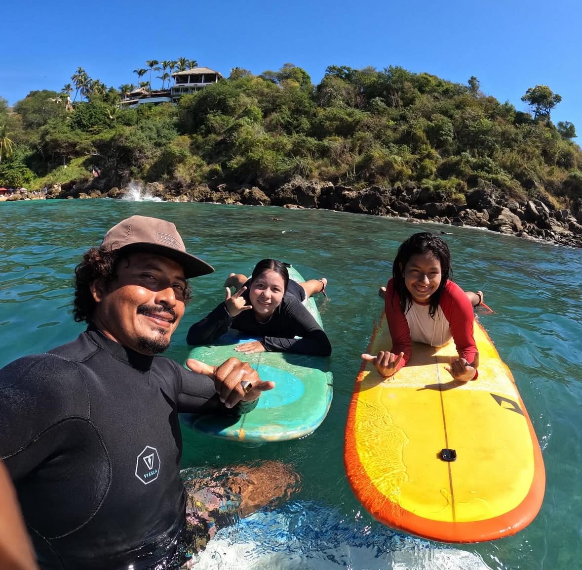 Surf with Luis - Surf Lessons in Puerto Escondido