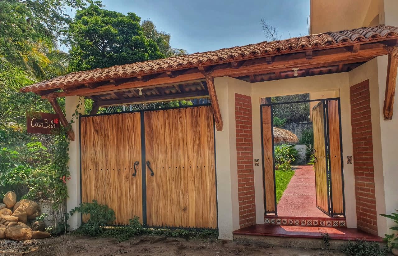 Renta de Bungalows en La Punta, Puerto Escondido - Casa Bela Bungalows