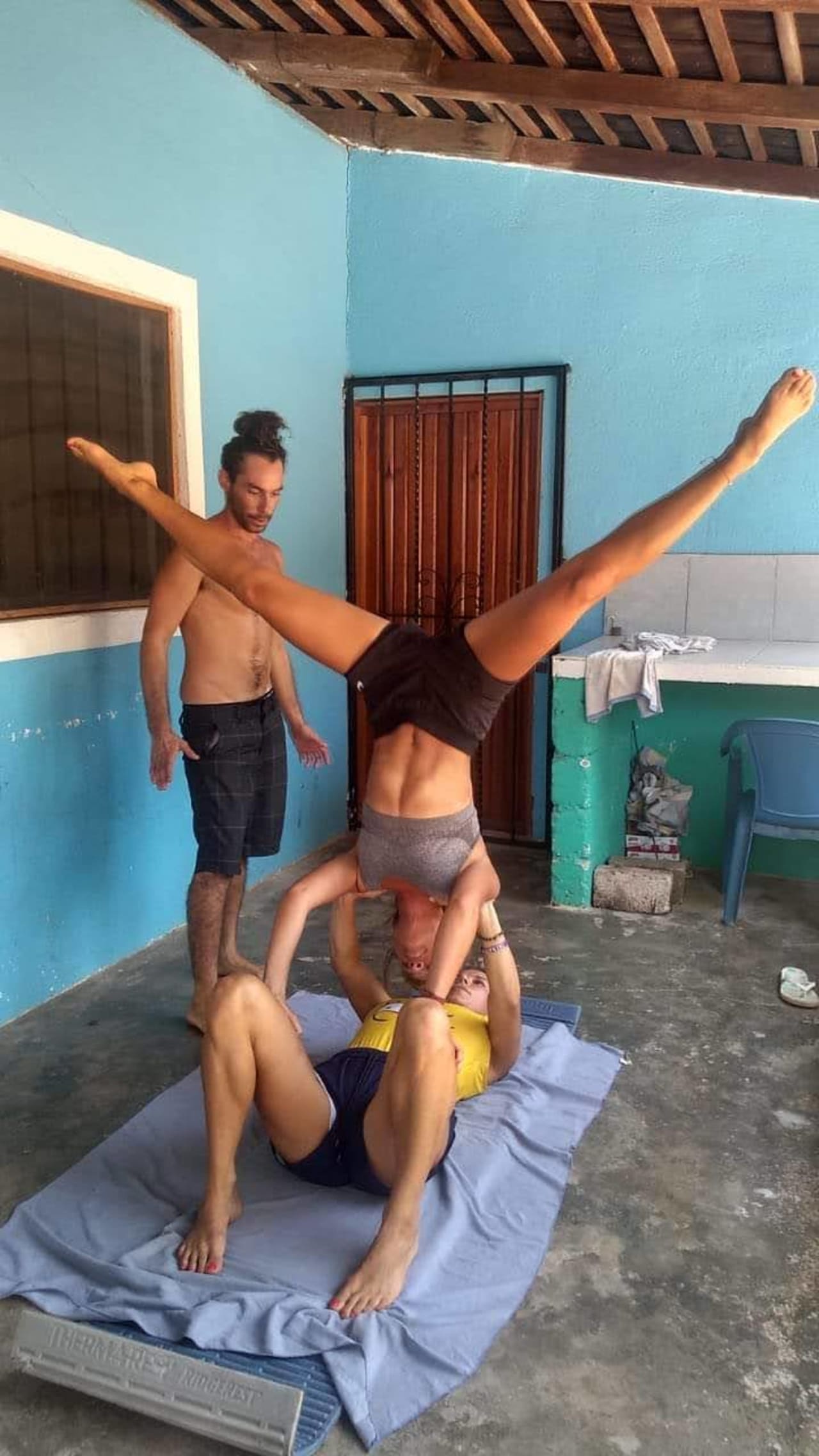 acroyoga puerto escondido