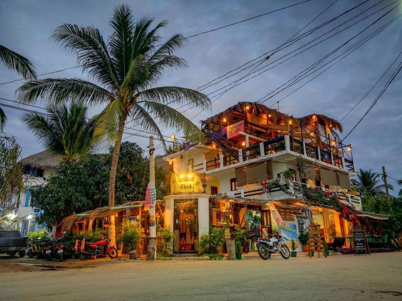 chaak hostal puerto escondido