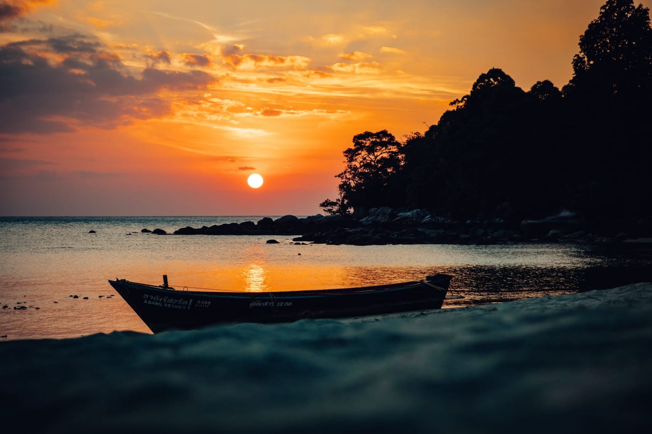 Why Puerto Escondido is the Best Place for a Sunset Boat Party