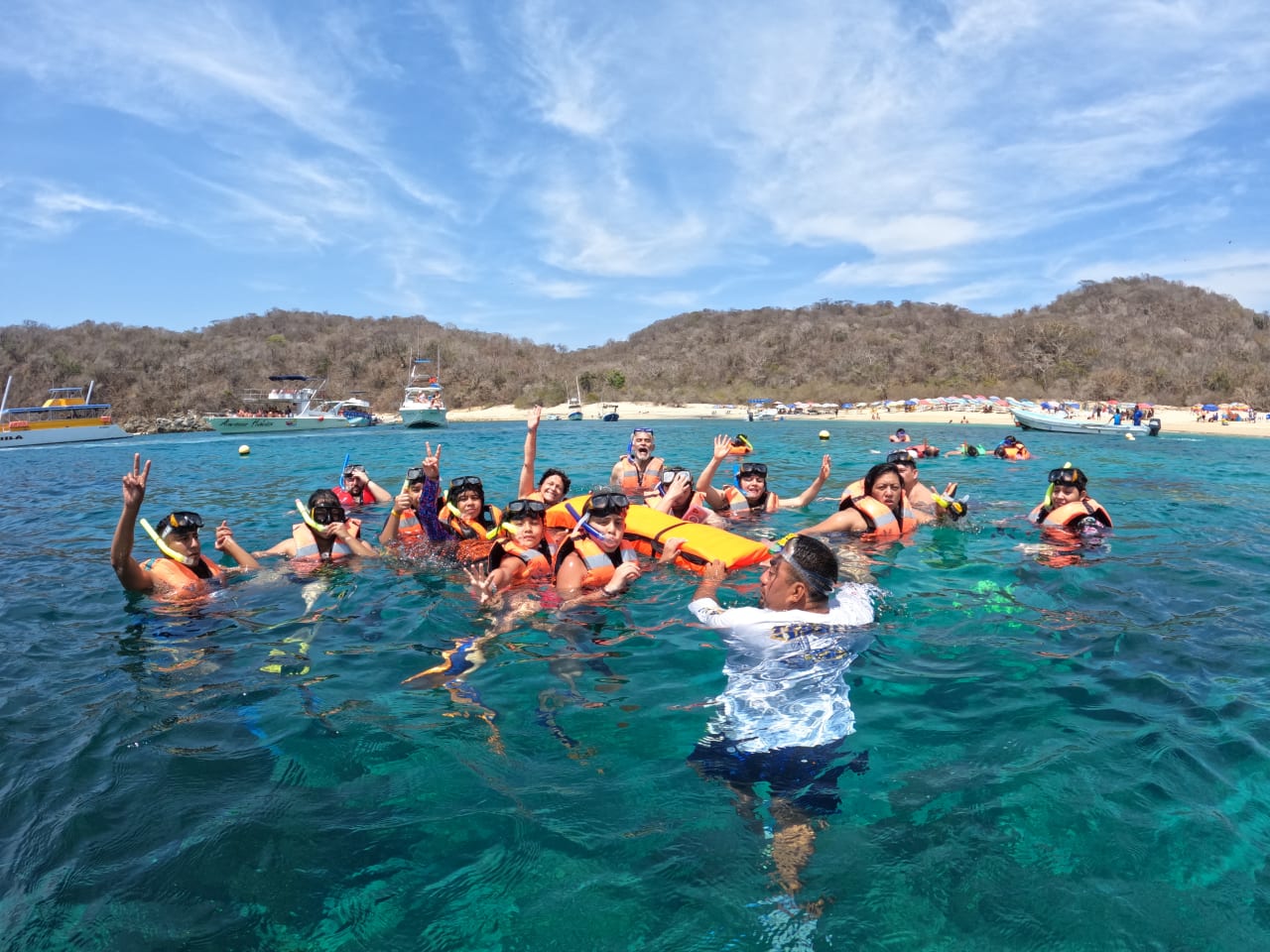 7 Bays of Huatulco Tour