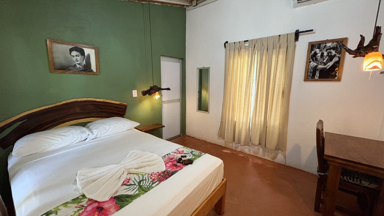 Comfortable double room with Frida Kahlo artwork