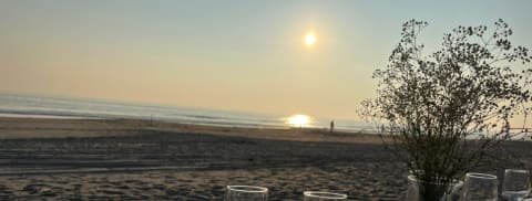 Mejor Happy Hour en Puerto Escondido: Dónde el Atardecer Sabe Mejor