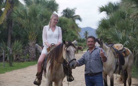 horse riding puerto escondido