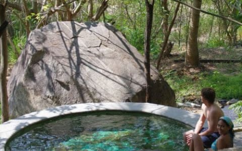 agua termal alberca