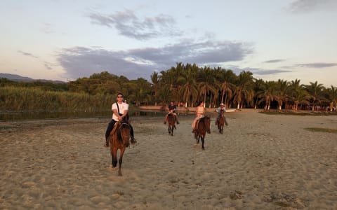 horseback riding puerto escondido