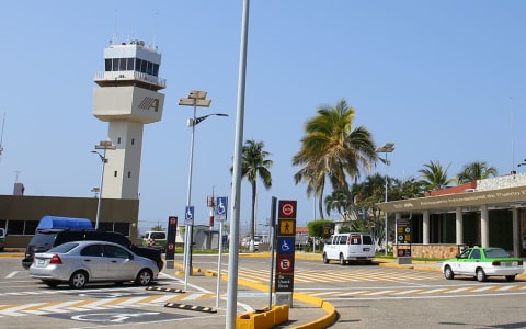 puerto escondido airport