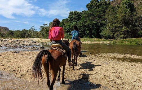 Cabalgata a Aguas Termales