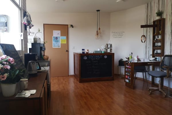 coconut beauty room