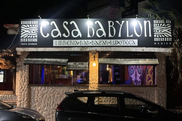 Casa Babylon
