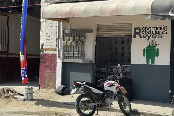 Reparación de celulares Los Reyes