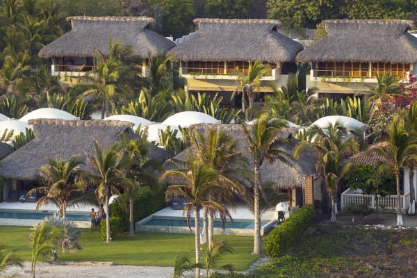 La Flia - Oceanfront Luxury