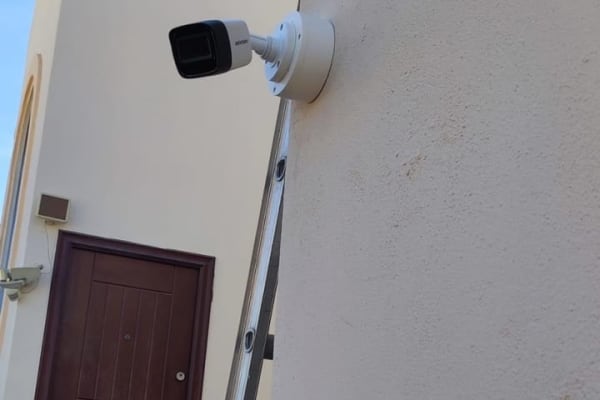 “Vicente San” Cámaras y servicios de computo