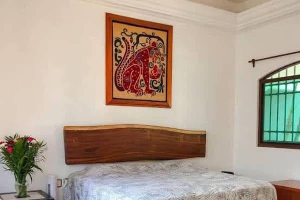 Luxury House 5m walk from the beach - Villa
