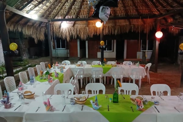 Restaurant-Bar “Los Almendros”