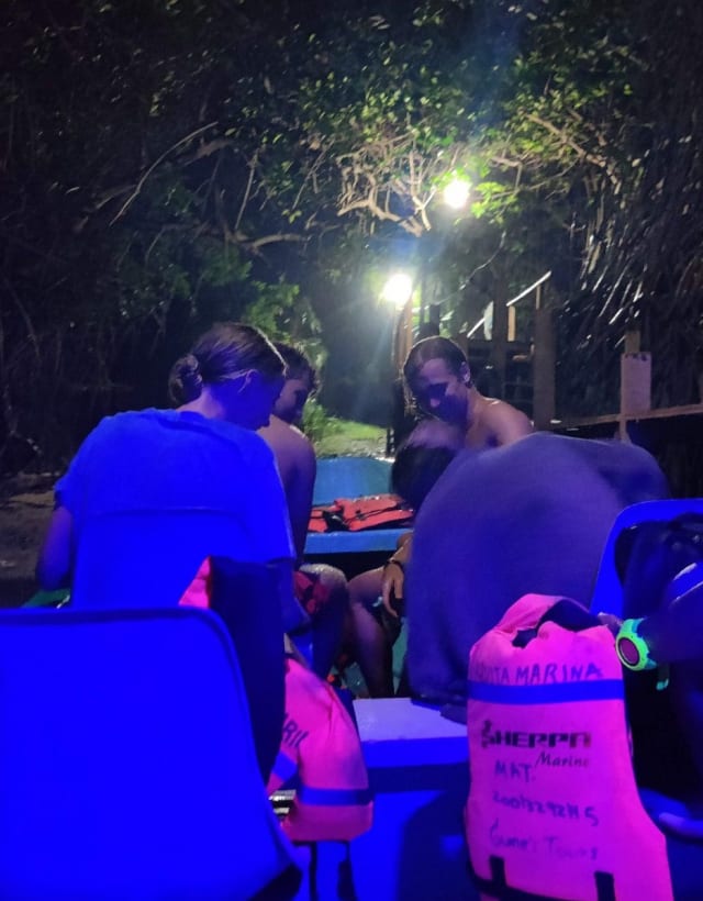 Participants de l'excursion bioluminescence, de nuit