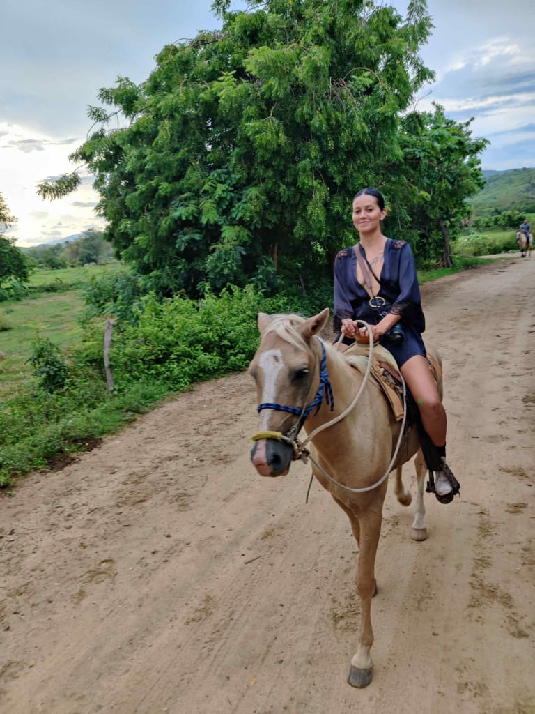 Sunset Horseback riding 11