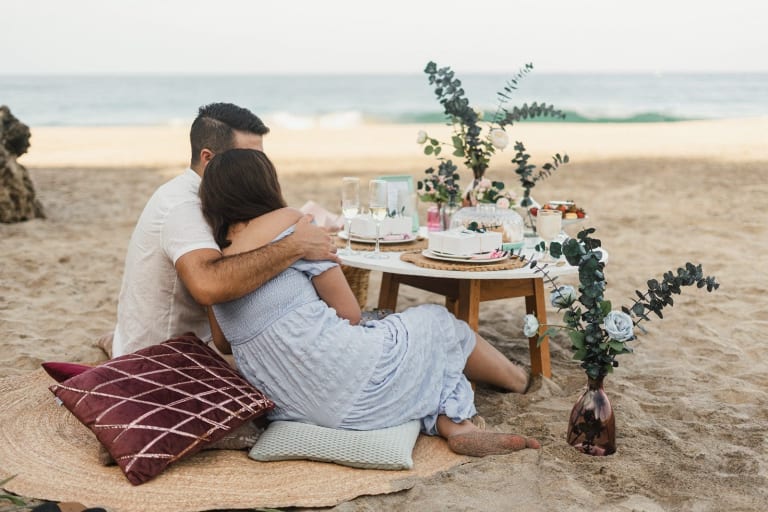 Picnic Romántico con Vista al Mar 9